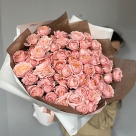Букет роз "Пралине" Кустовые розы