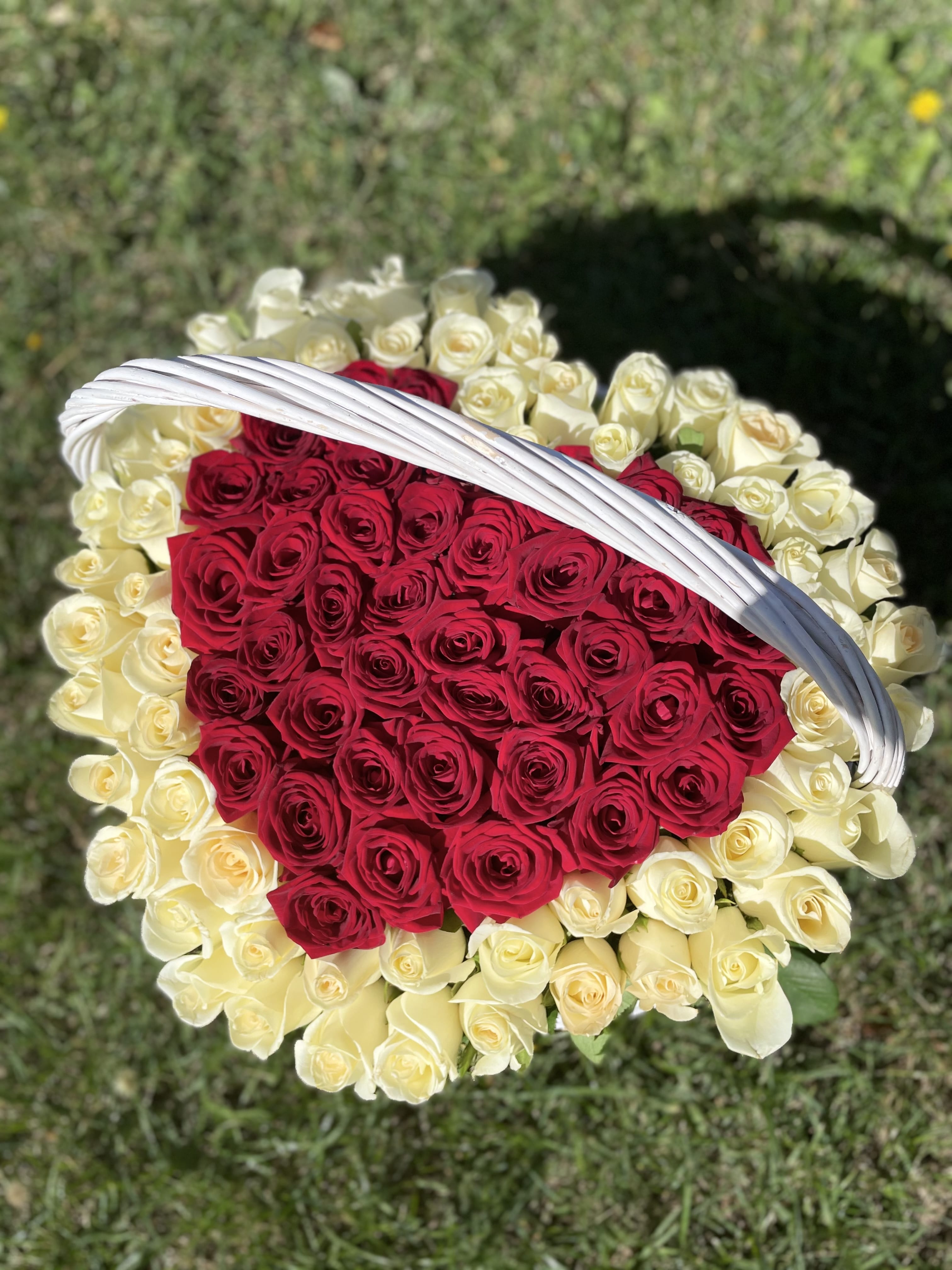 Цветы в корзине "Чтоб простила" 101 роза