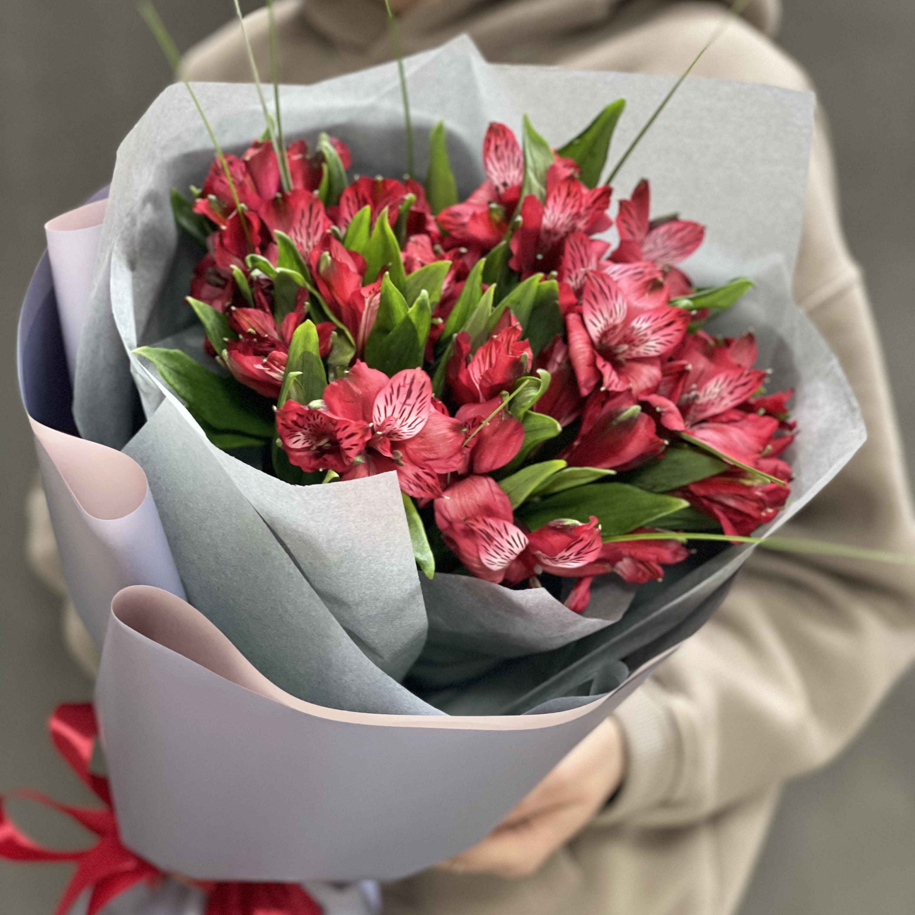 Букет из альстромерий "Гранат» 7 шт.