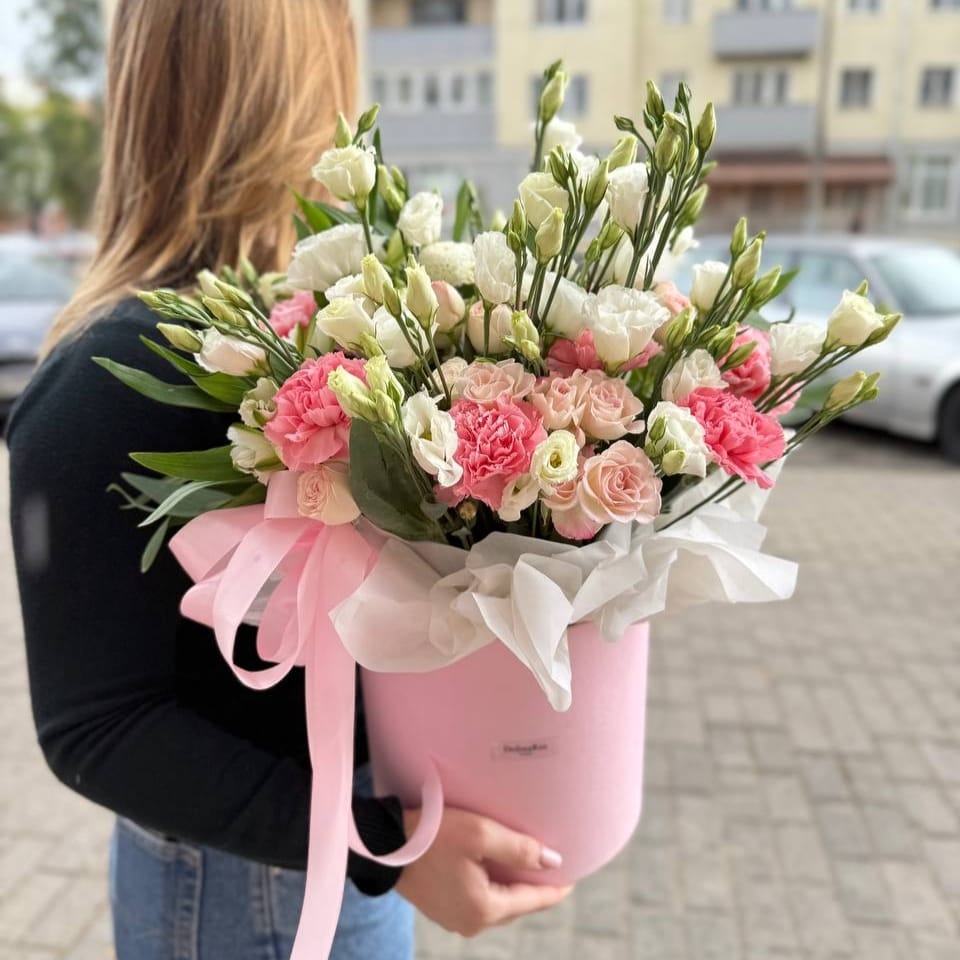 Цветы в коробке "Нежность"