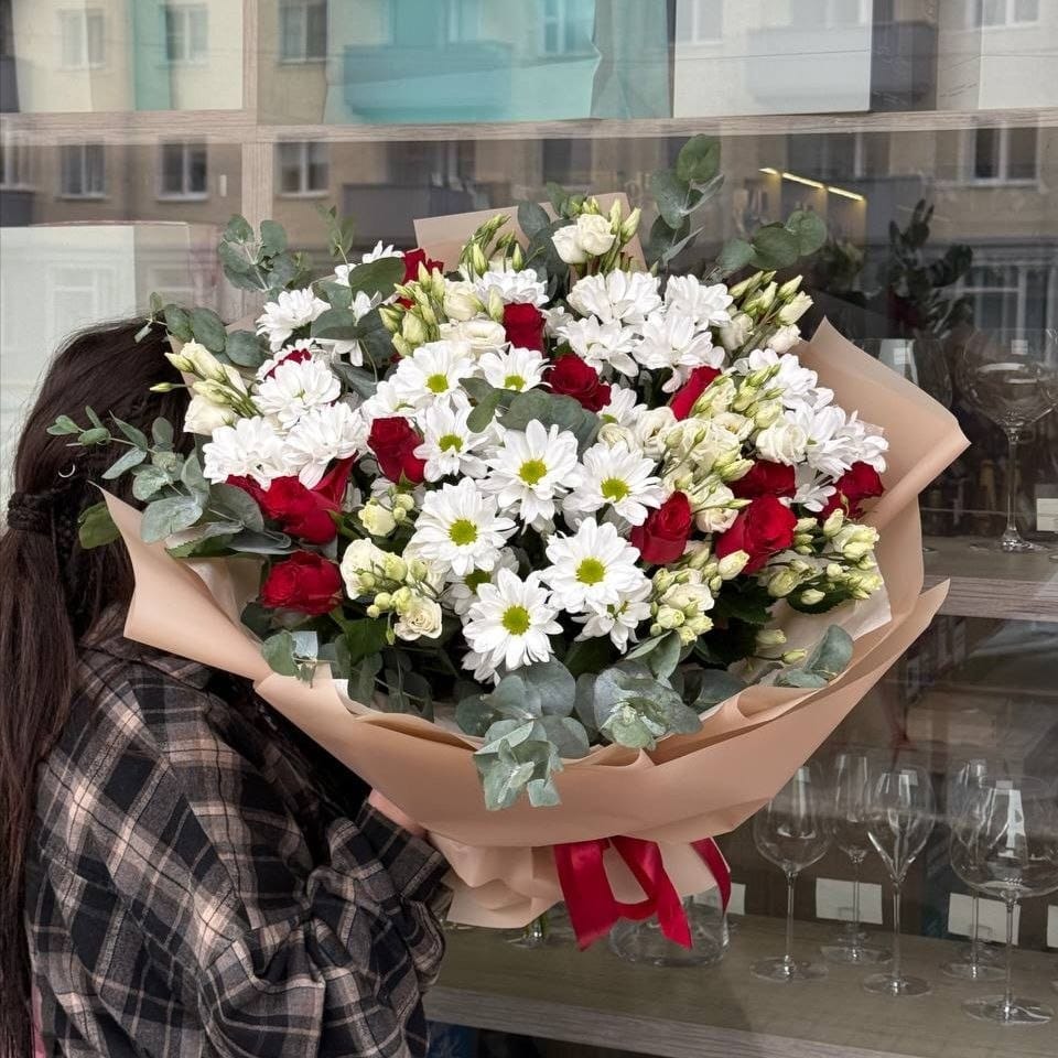 Букет "Бал цветов" 33 шт