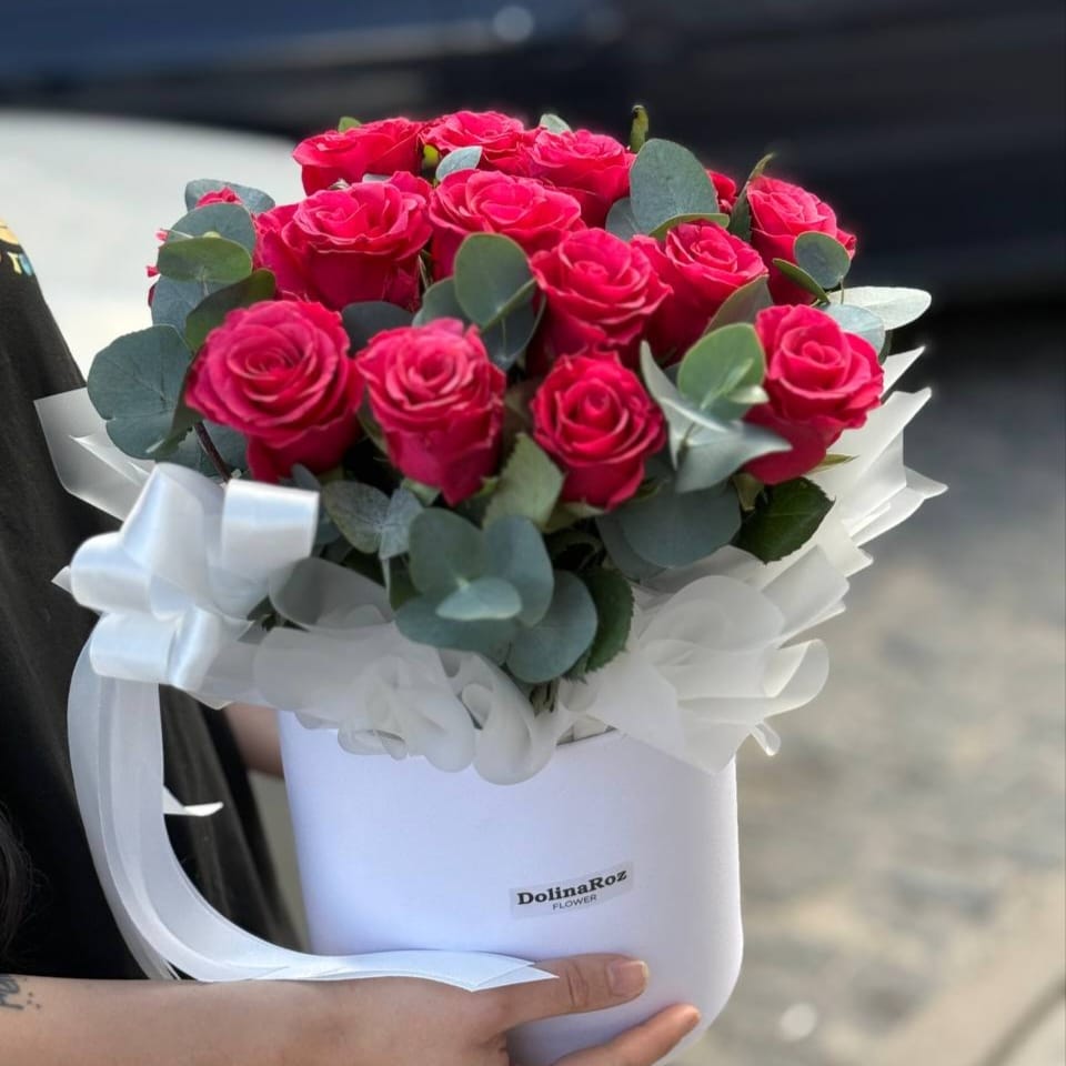 Цветы в коробке "Мгновение" 15 шт