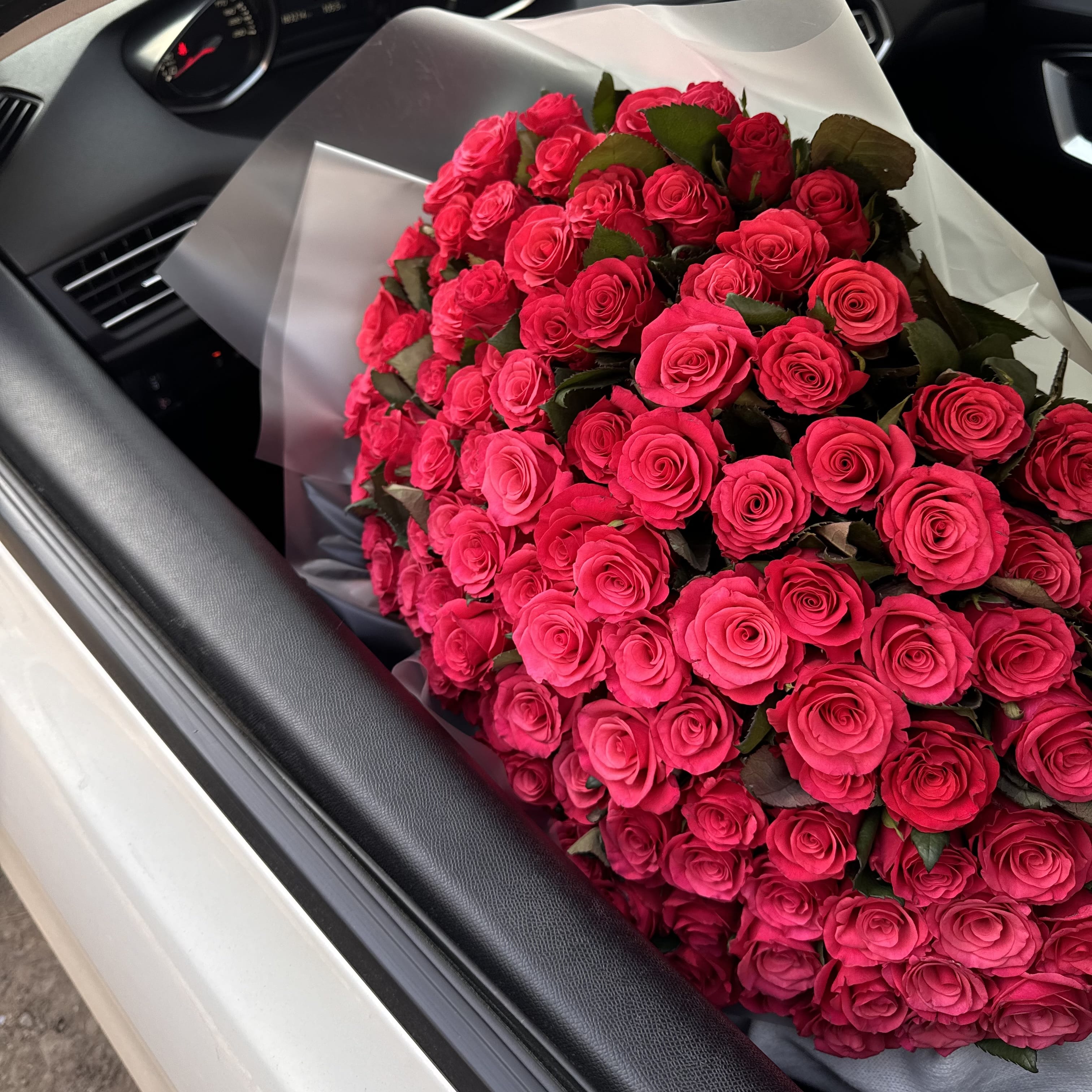 Букет роз "Дива" 101 роза