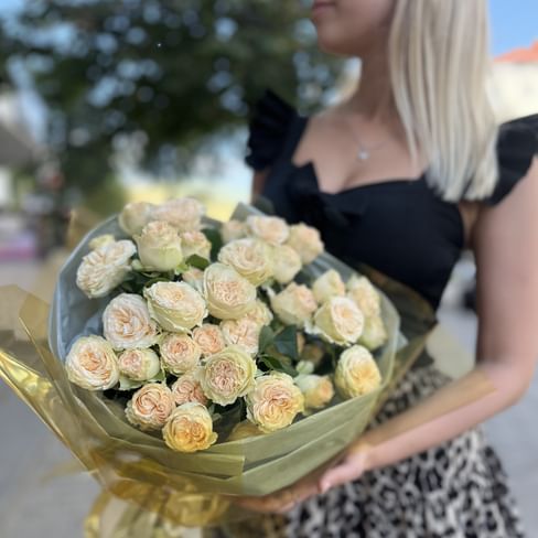 Букет роз "Моё признание" 9 шт. Кустовые розы