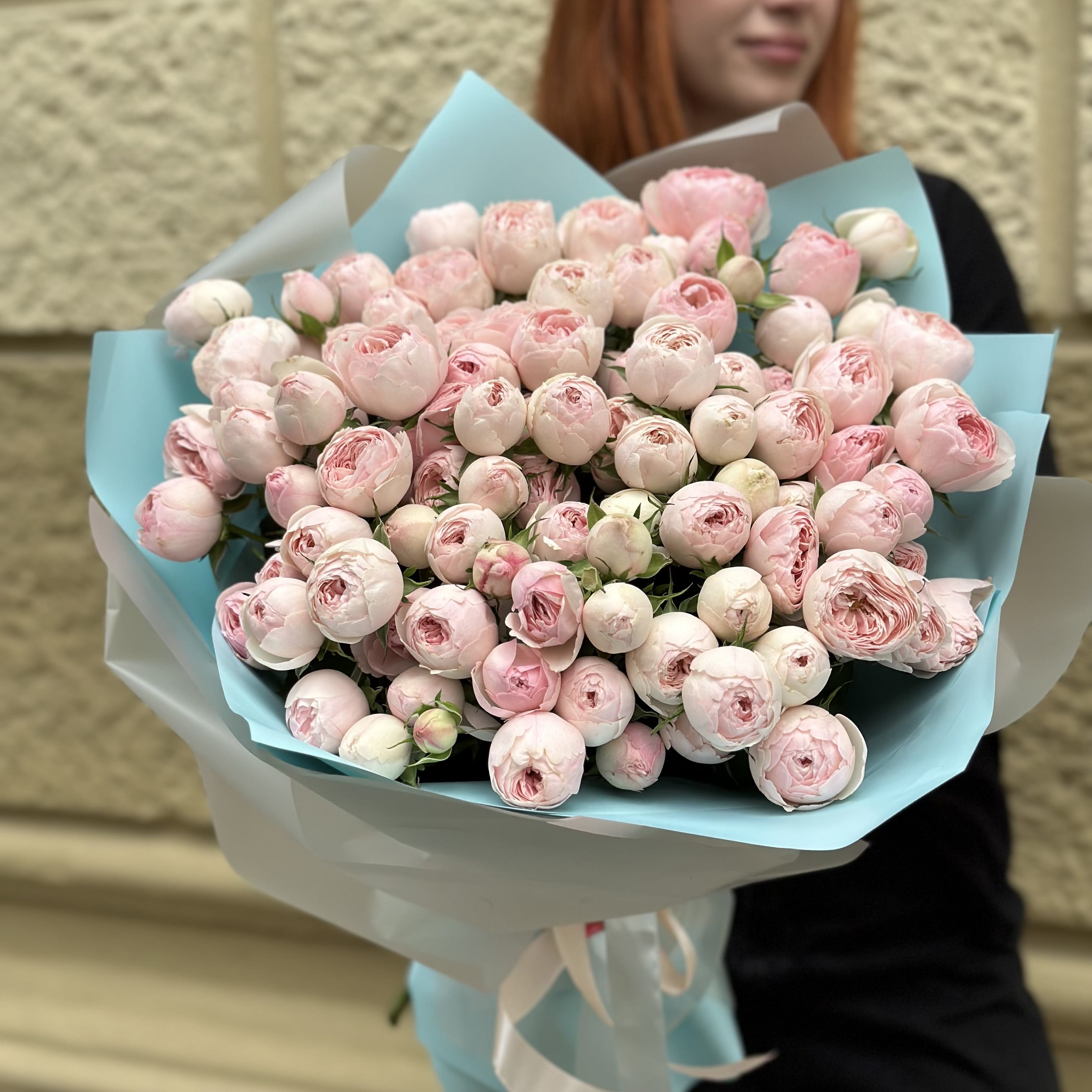 Букет роз "Мэнсфилд" 25 шт. Кустовые розы