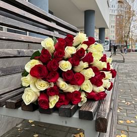Букет роз "Пинки" 51 роза