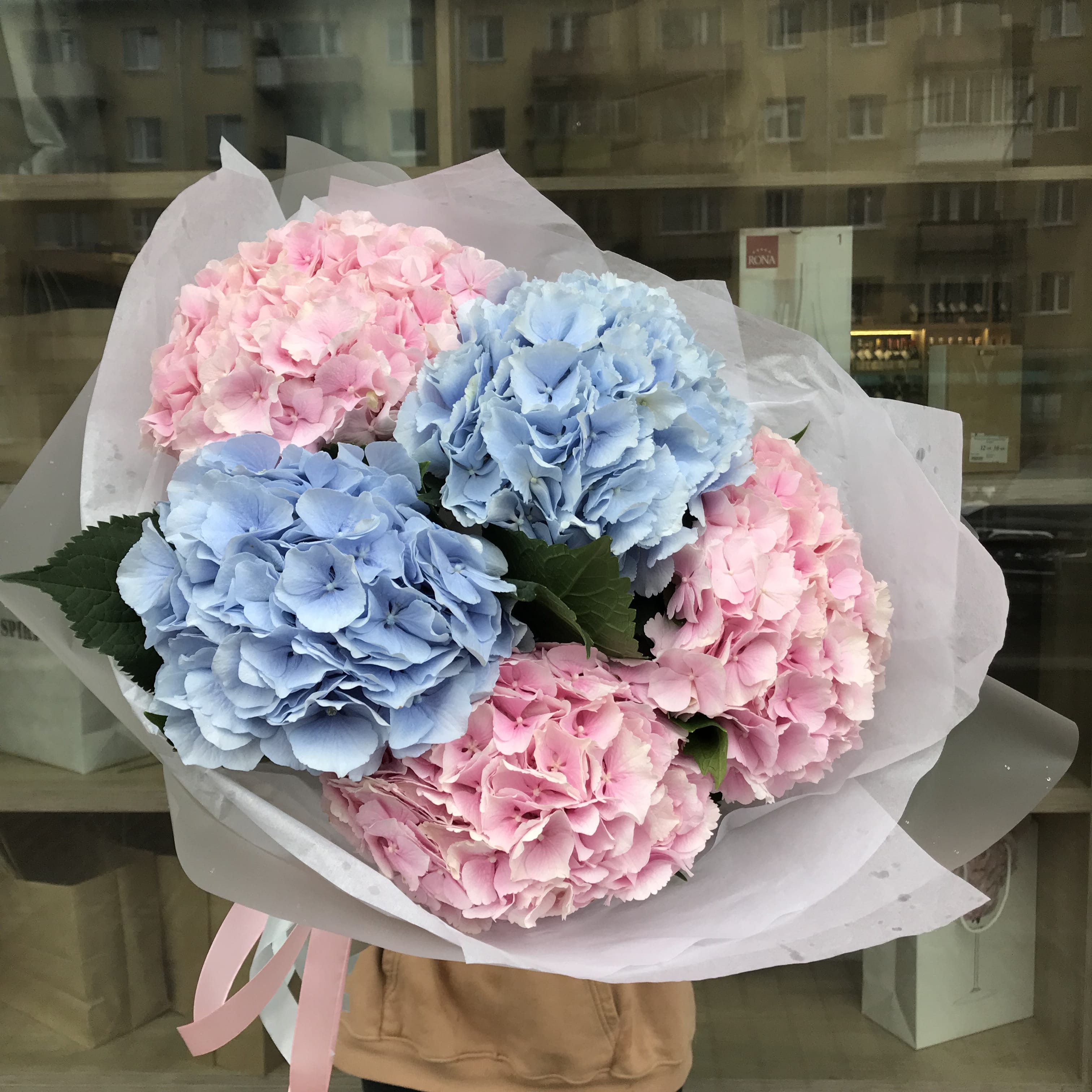 Букет гортензий "Сара"