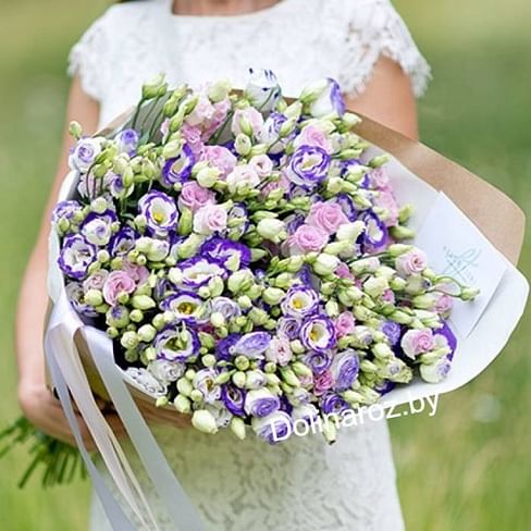 Букет из 31 ветки эустомы