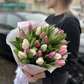 Букет тюльпанов "Порыв чувств" 25 шт.