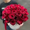 Цветы в коробке красные 25 роз