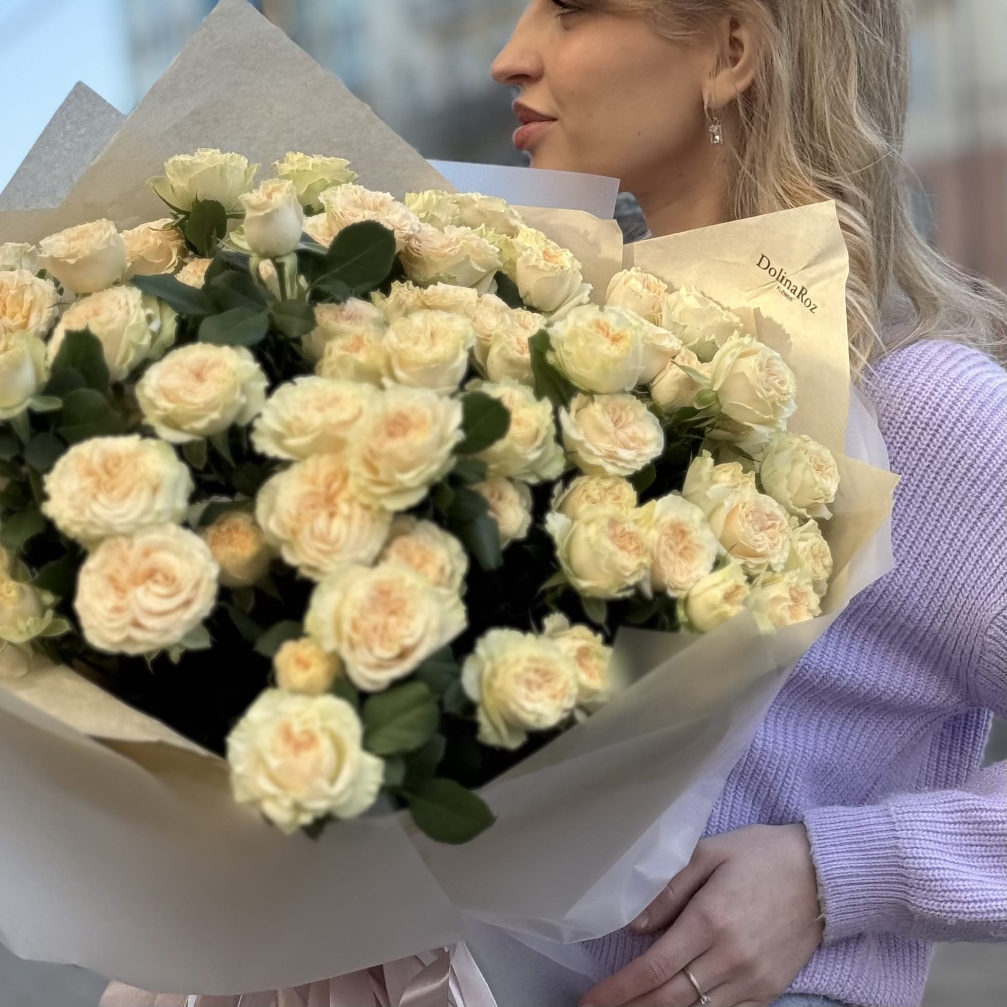 Букет "Моей королеве" 15 шт. Кустовые розы