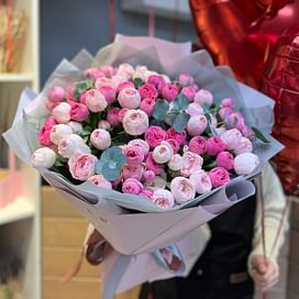 Букет цветов "Леди" Кустовые розы