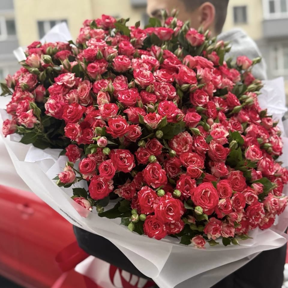 Букет "Волшебный" Кустовые розы