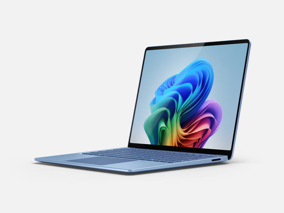 Surface Laptop, Copilot+ PC 13.8 inch Sapphire Snapdragon® X Plus (10 Core), 16GB RAM, 512GB SSD Microsoft