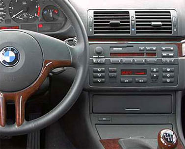 Переходная рамка INCAR RBW3 (BMW 3 E46 до 2004 г.в. 1 Din)
