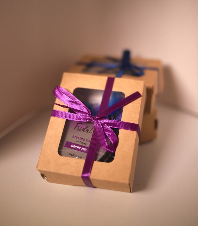 Фиксатор для бровей / Styling Soap Frida Line (Strawberry, Berry Mix, Orange, Bubble Gum, Lime, Mojito) Выберите вкус