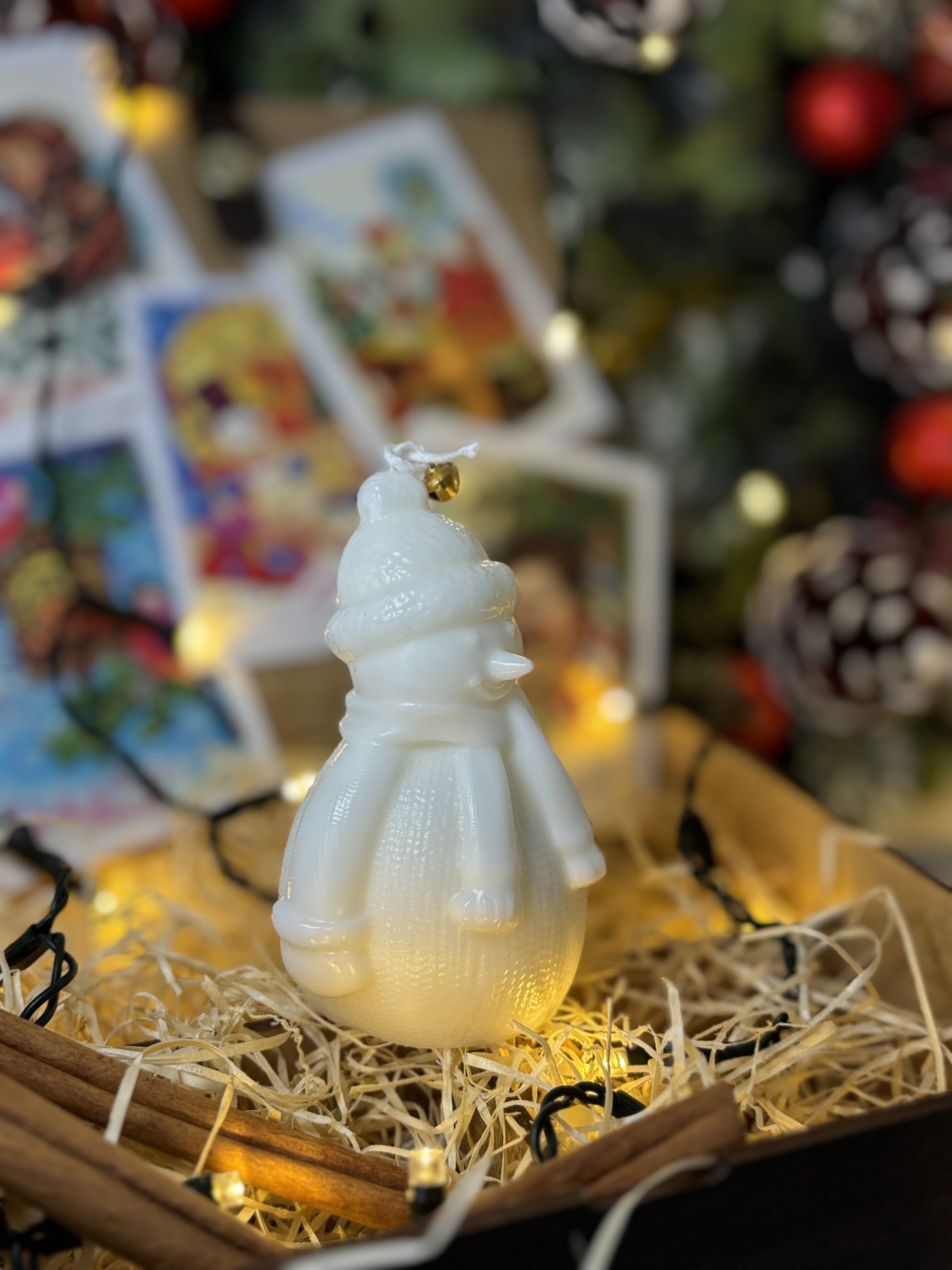 Свеча новогодняя Снеговик в шапке