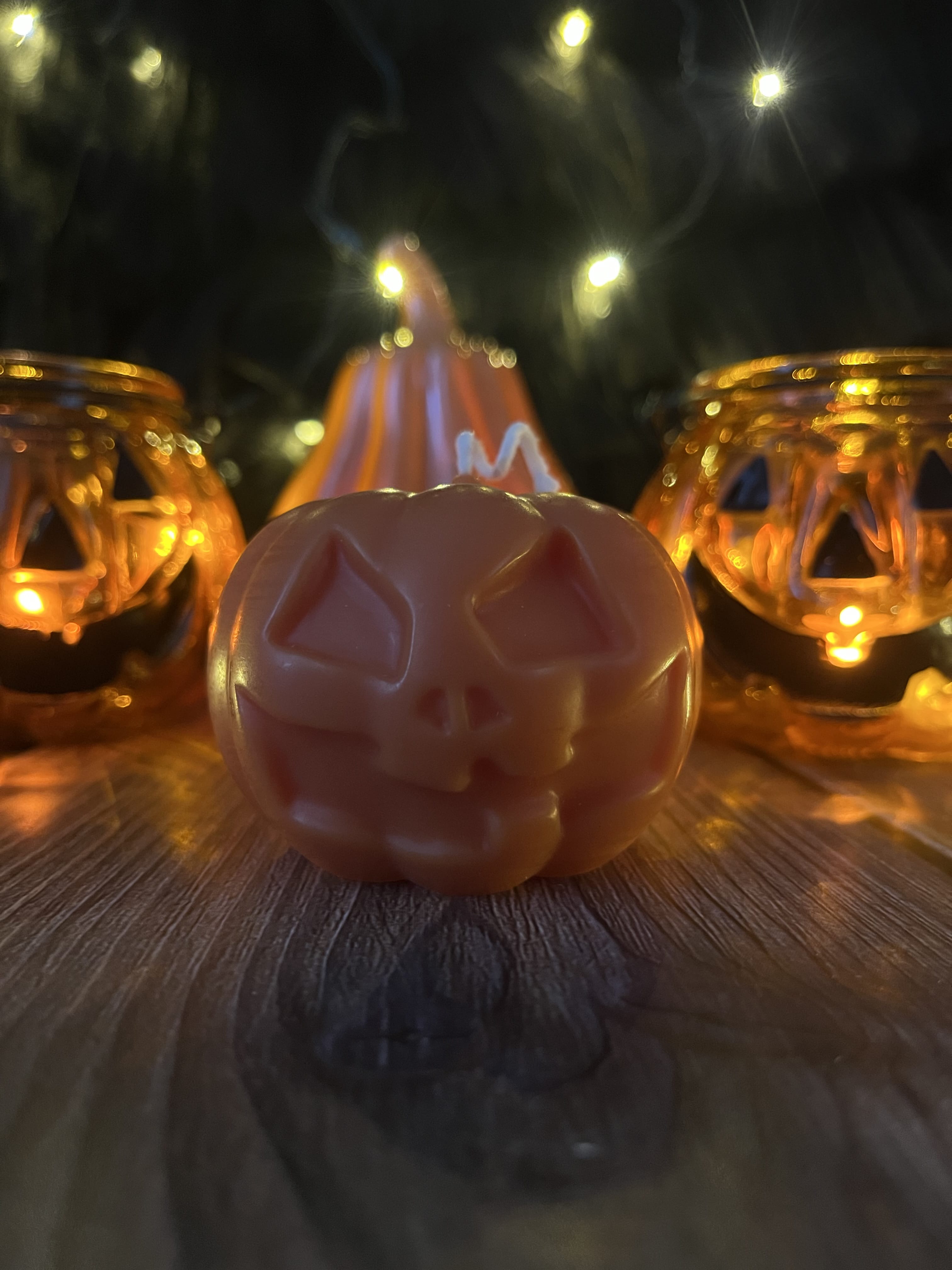 Свеча "Jack -o- lantern N.2"