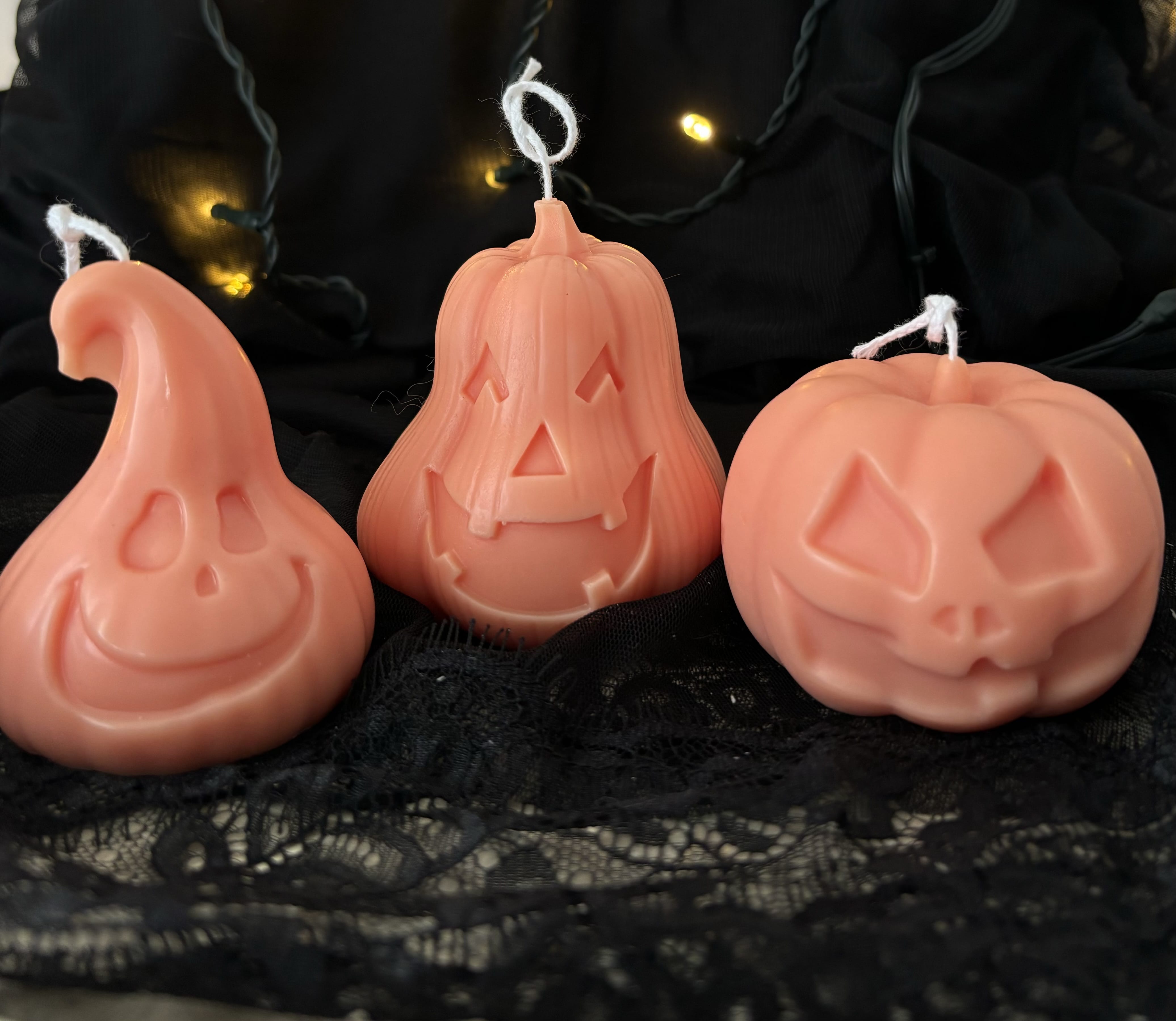 Свеча "Jack -o- lantern N.3"