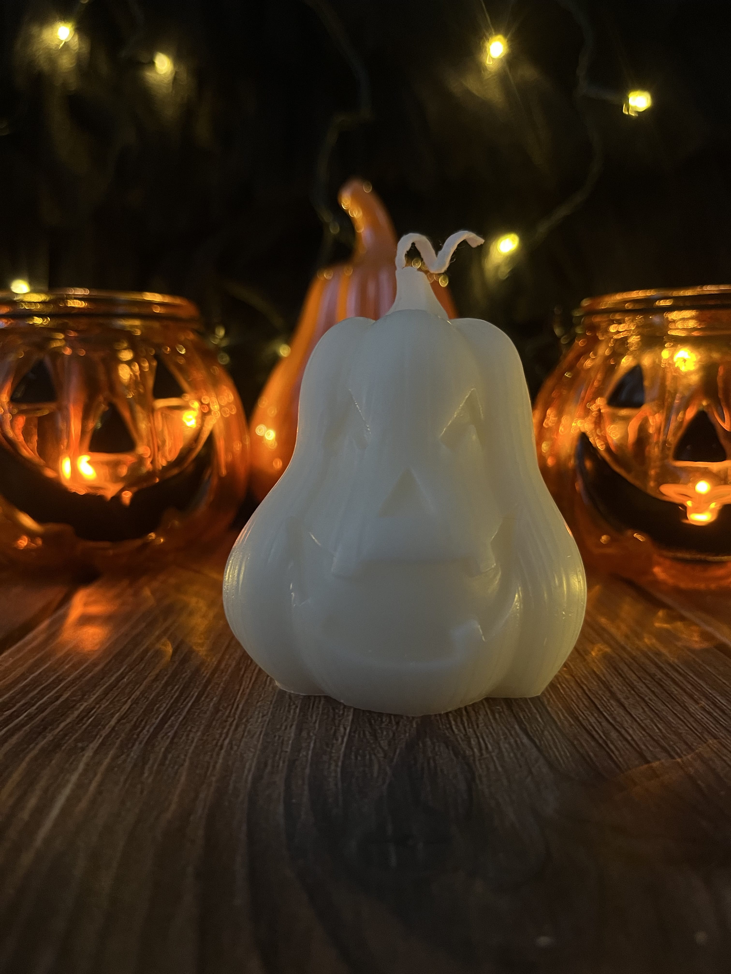 Свеча "Jack -o- lantern N.3"