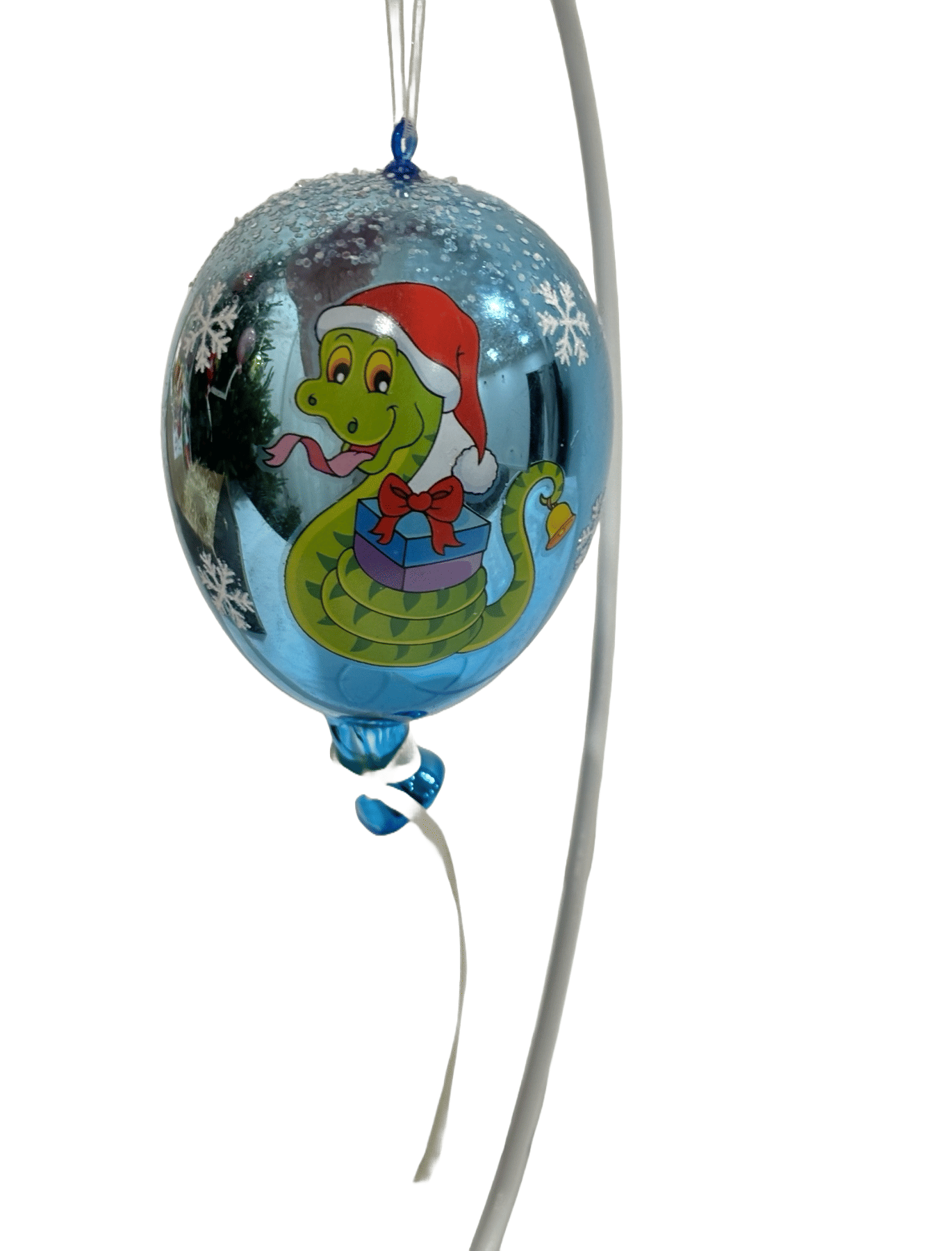 Воздушный шар со змейкой