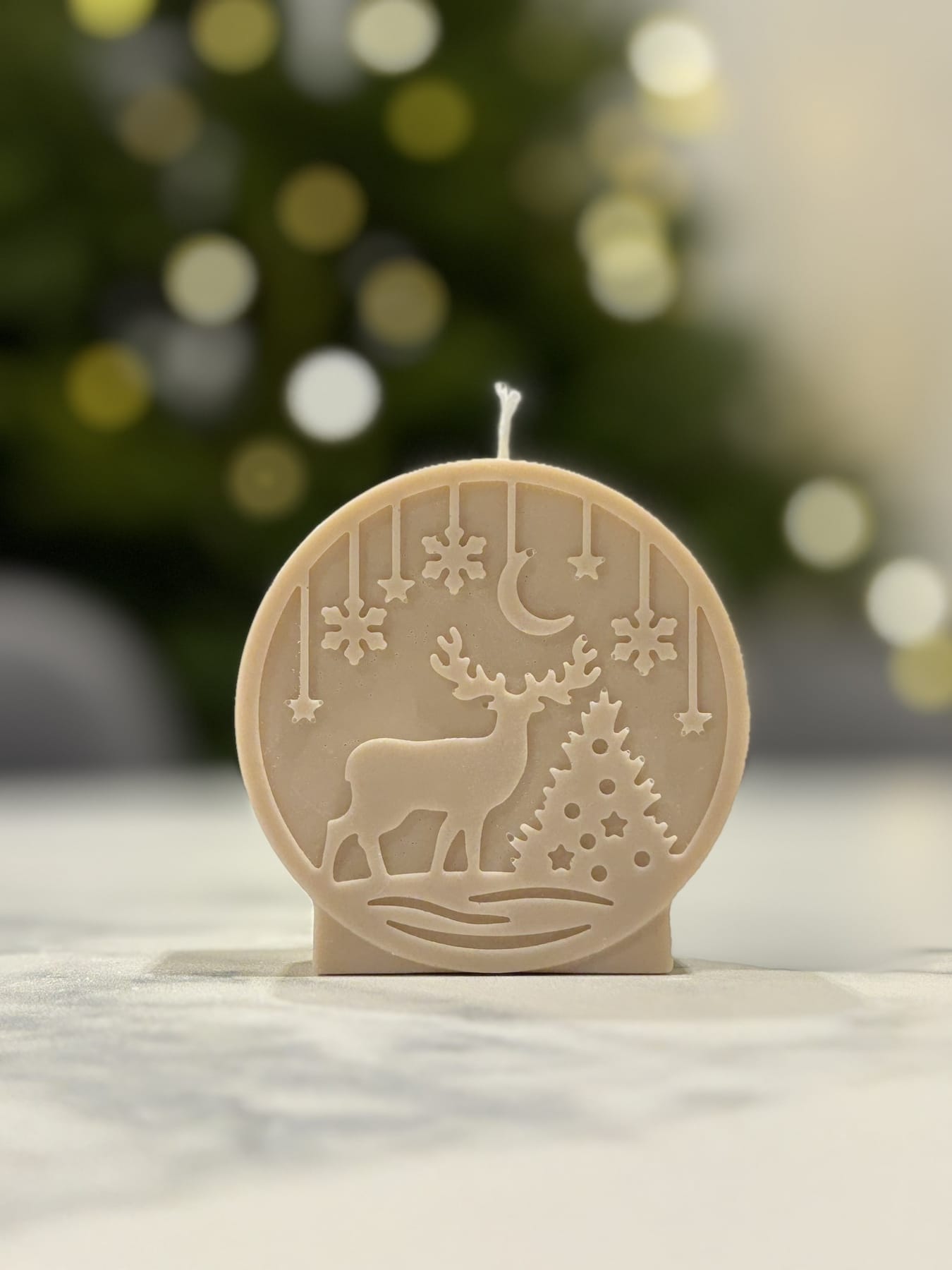 Свеча новогодняя Шар с оленем