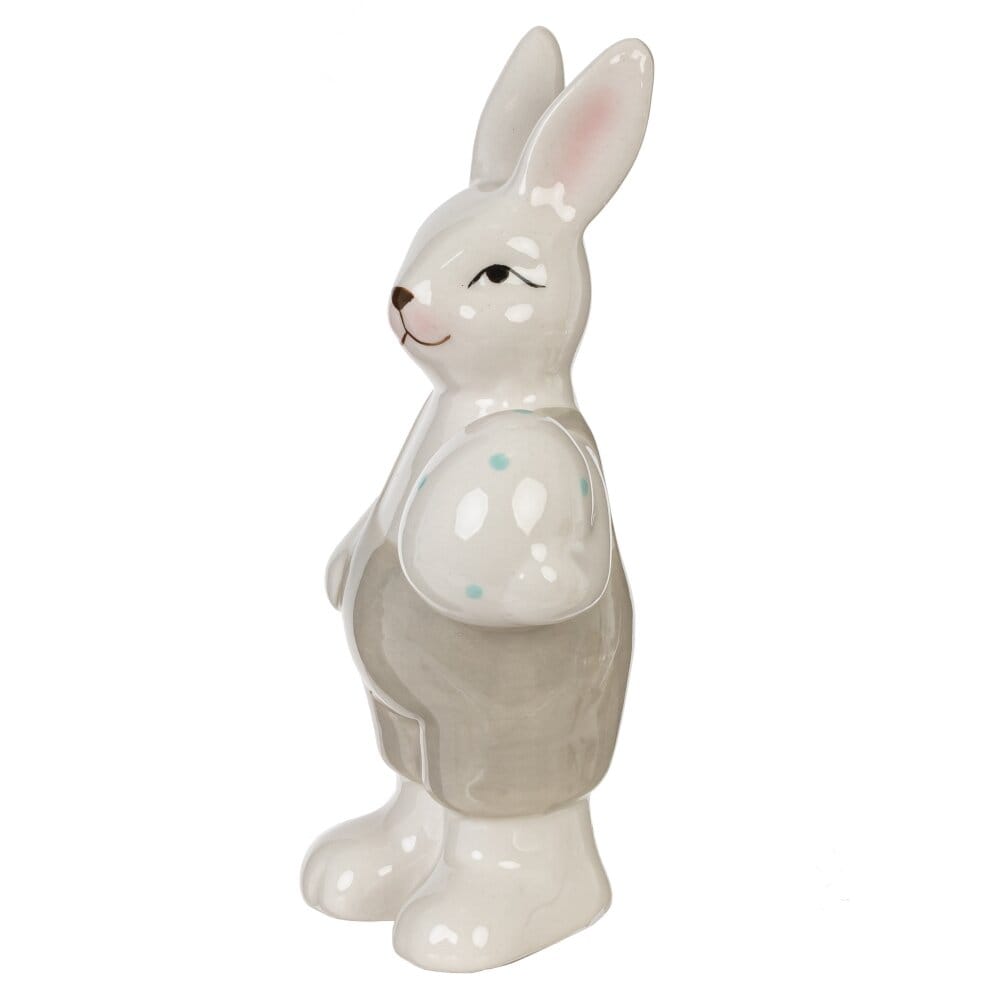 Кролик с яйцом