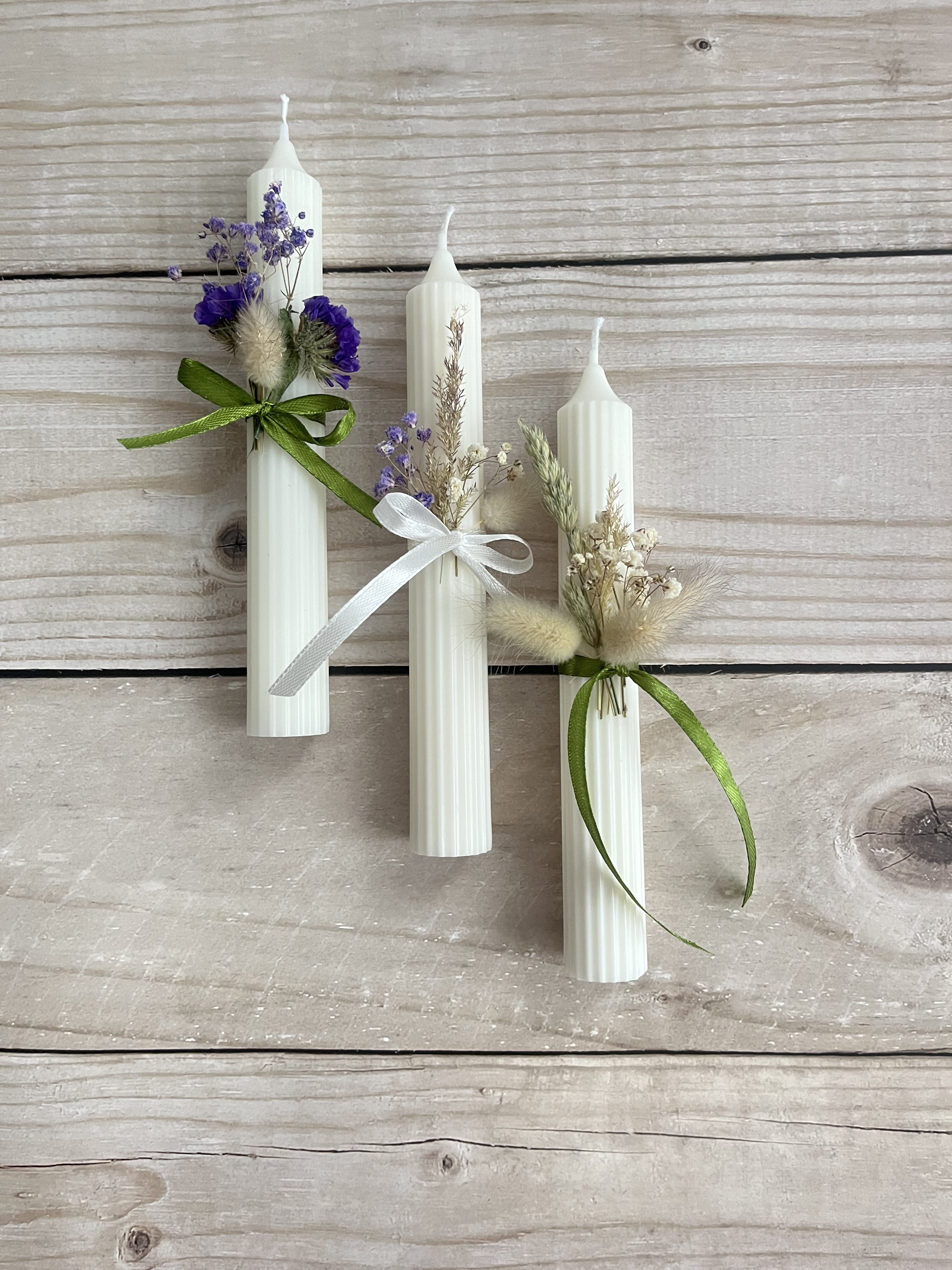 Свеча столовая 18 см.