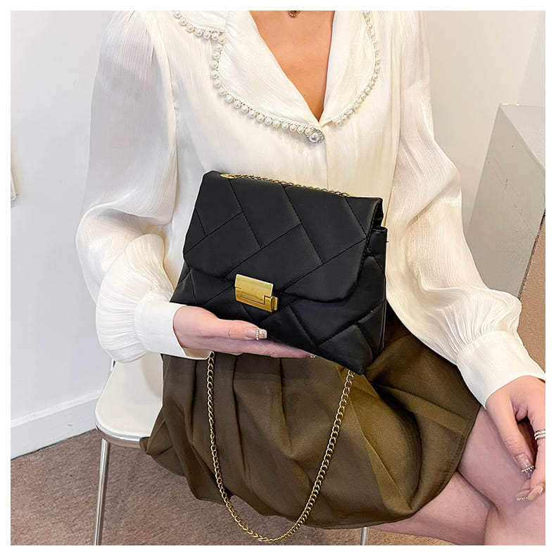 Сумка женская модель 625 (черный)