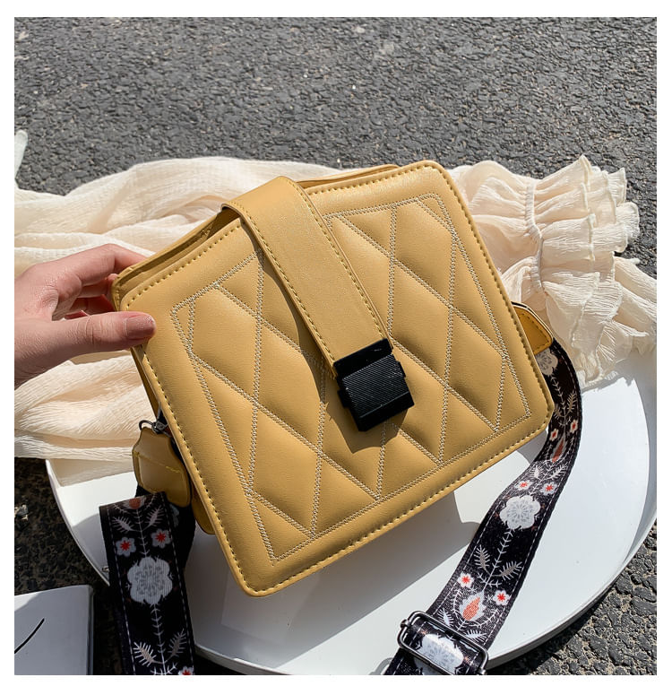 Сумка женская модель 642 (бежевый)