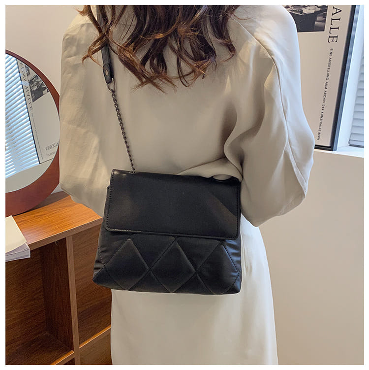 Сумка женская модель 705 (черный)