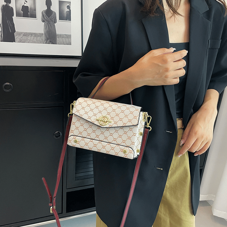 Сумка женская модель 789 (молочный)