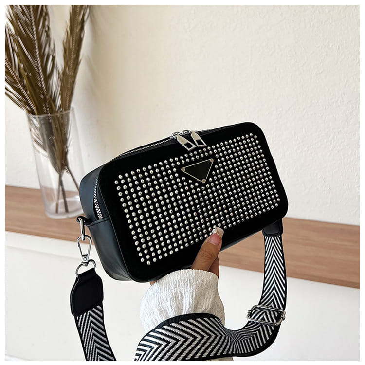 Сумка женская модель 835 (серебро)