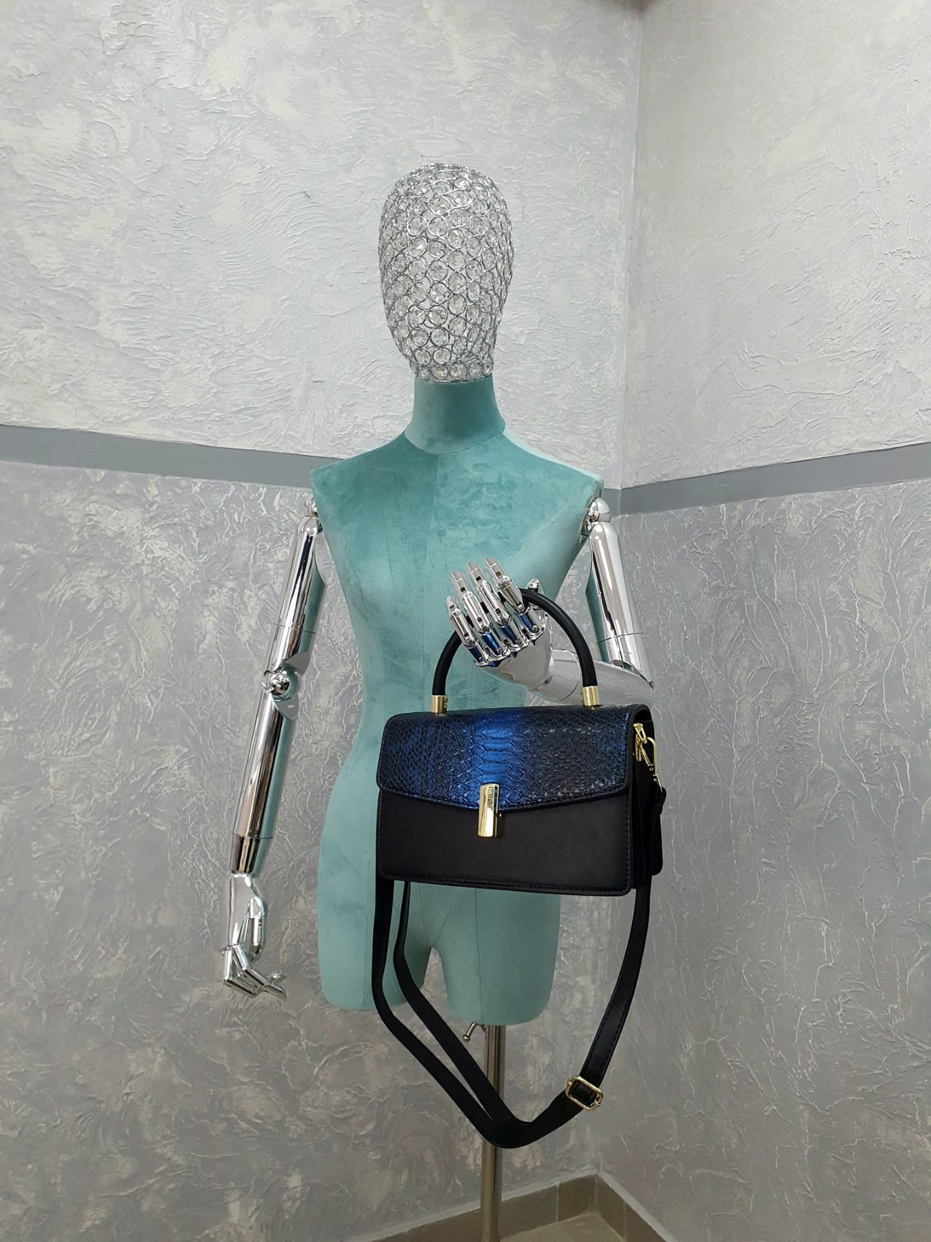 Сумка женская модель 865 (черный / синий)