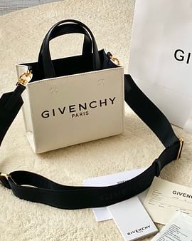 Small G-Tote Givenchy