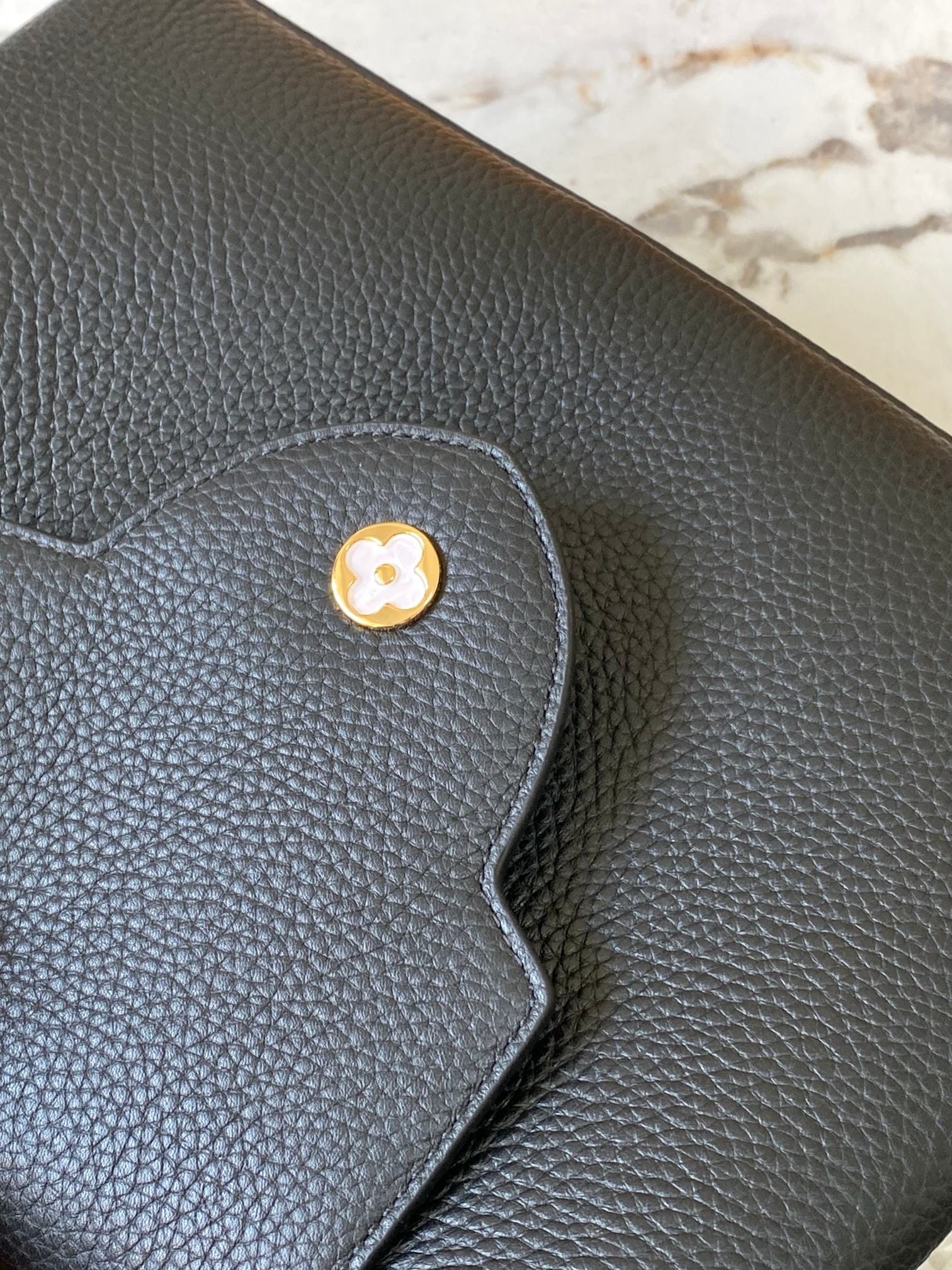 Capucines 31cm Louis Vuitton M23332.1