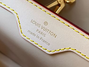 Capucines 31cm Louis Vuitton M23083