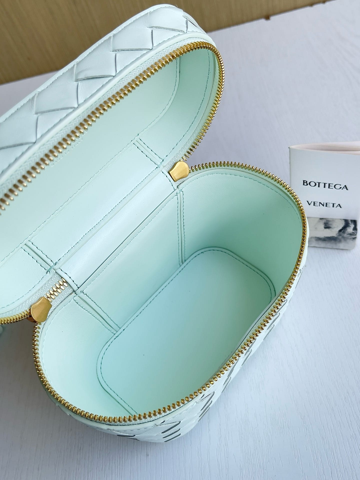 Mini Intrecciato Vanity Case Bottega Veneta 743551.5