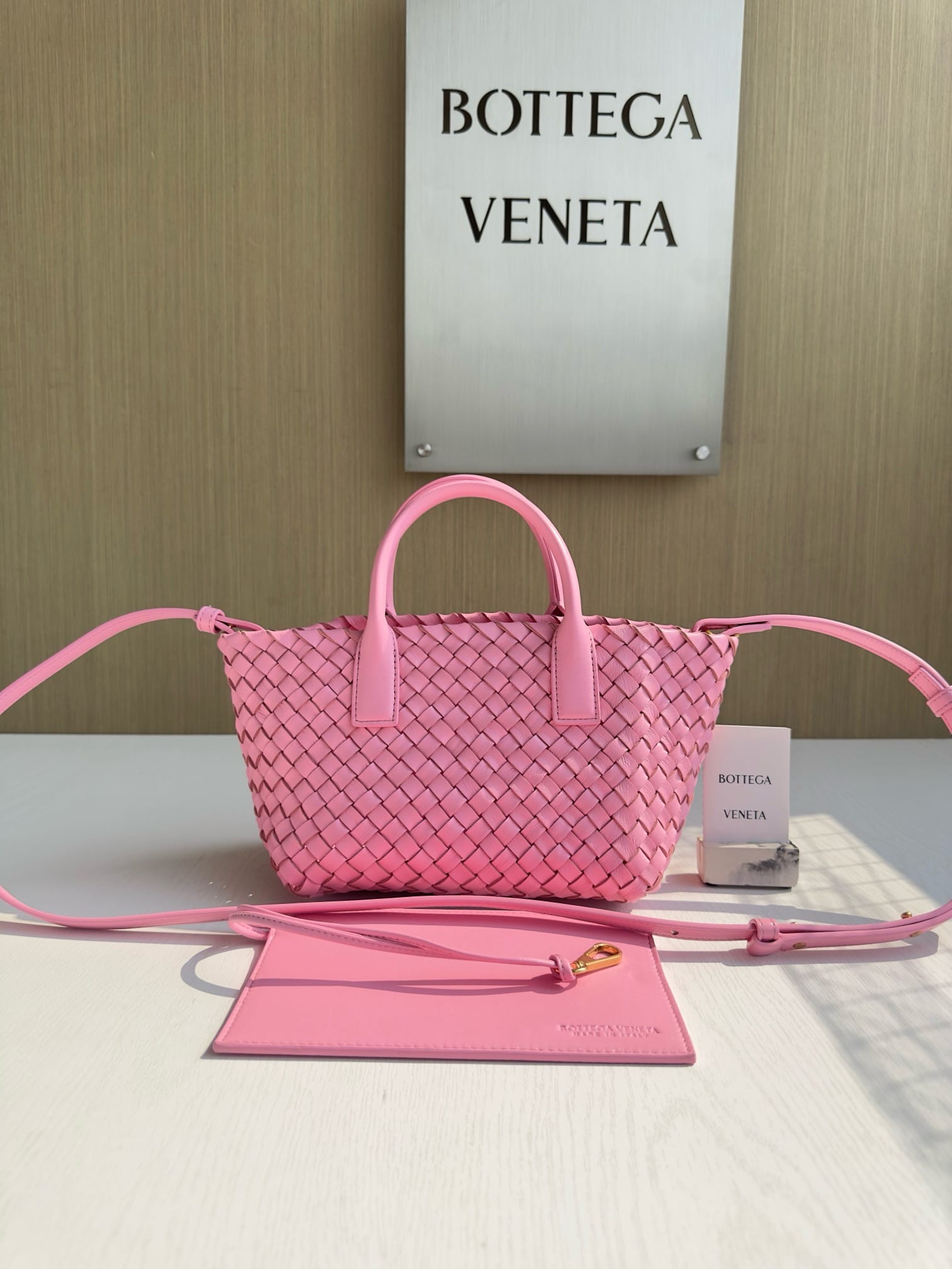 Mini Cabat Bottega Veneta 709464.11