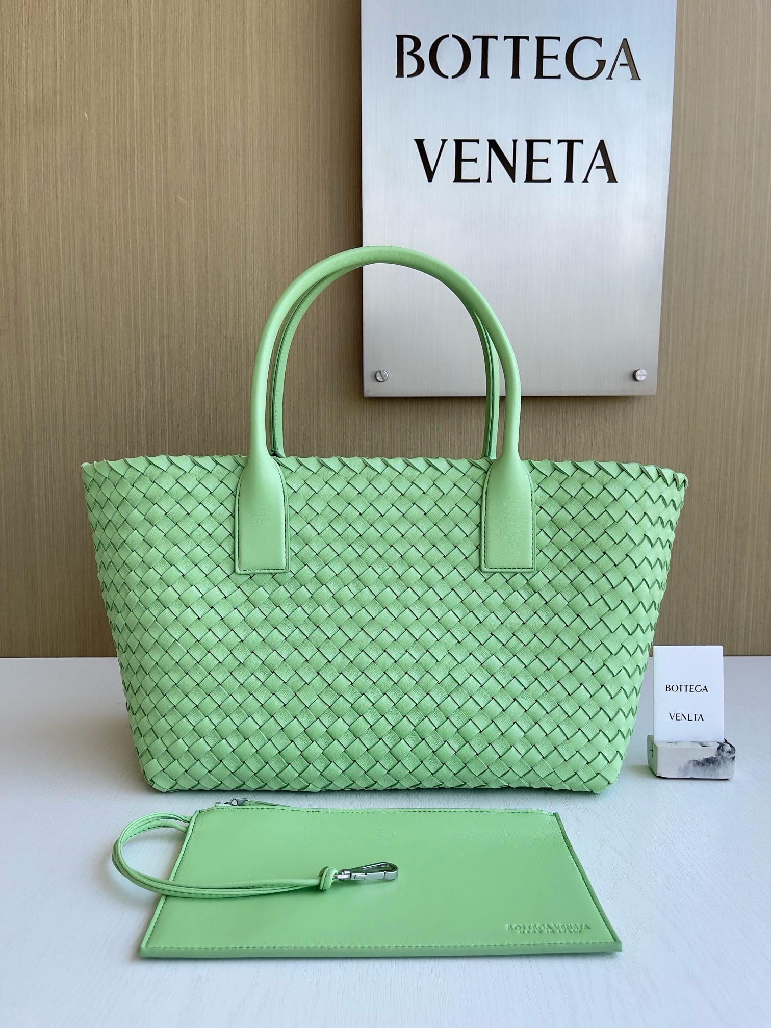 Cabat 48cm Bottega Veneta 608810.23