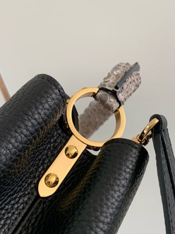 Capucines 27cm Louis Vuitton M81408.9