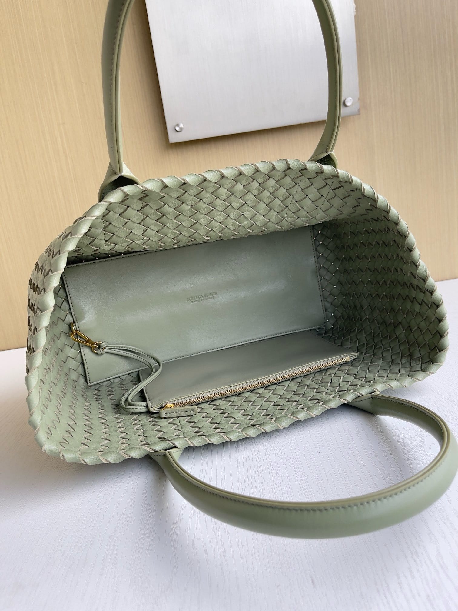 Cabat 48cm Bottega Veneta 608810.11