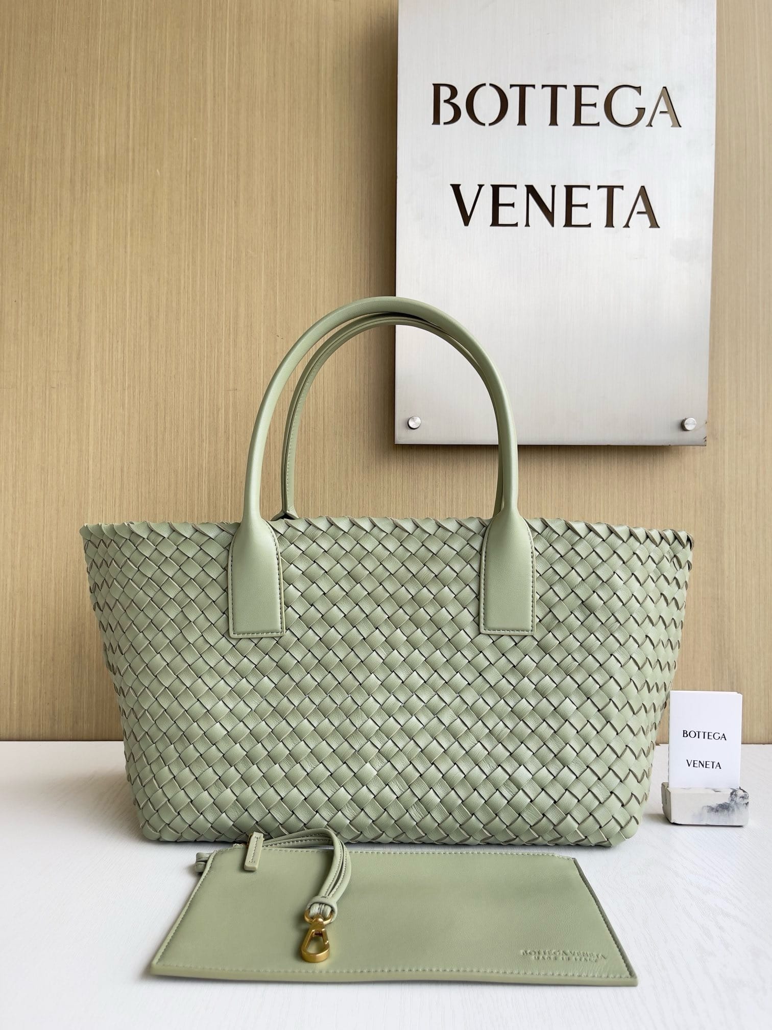 Cabat 48cm Bottega Veneta 608810.11