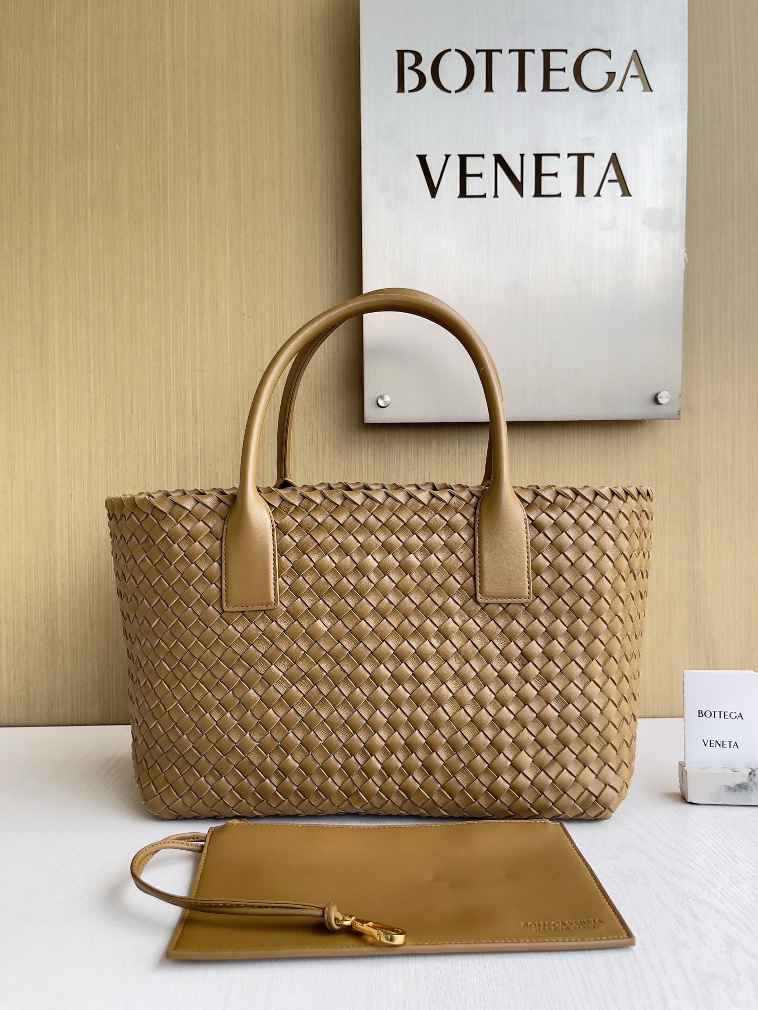 Cabat 48cm Bottega Veneta 608810.9