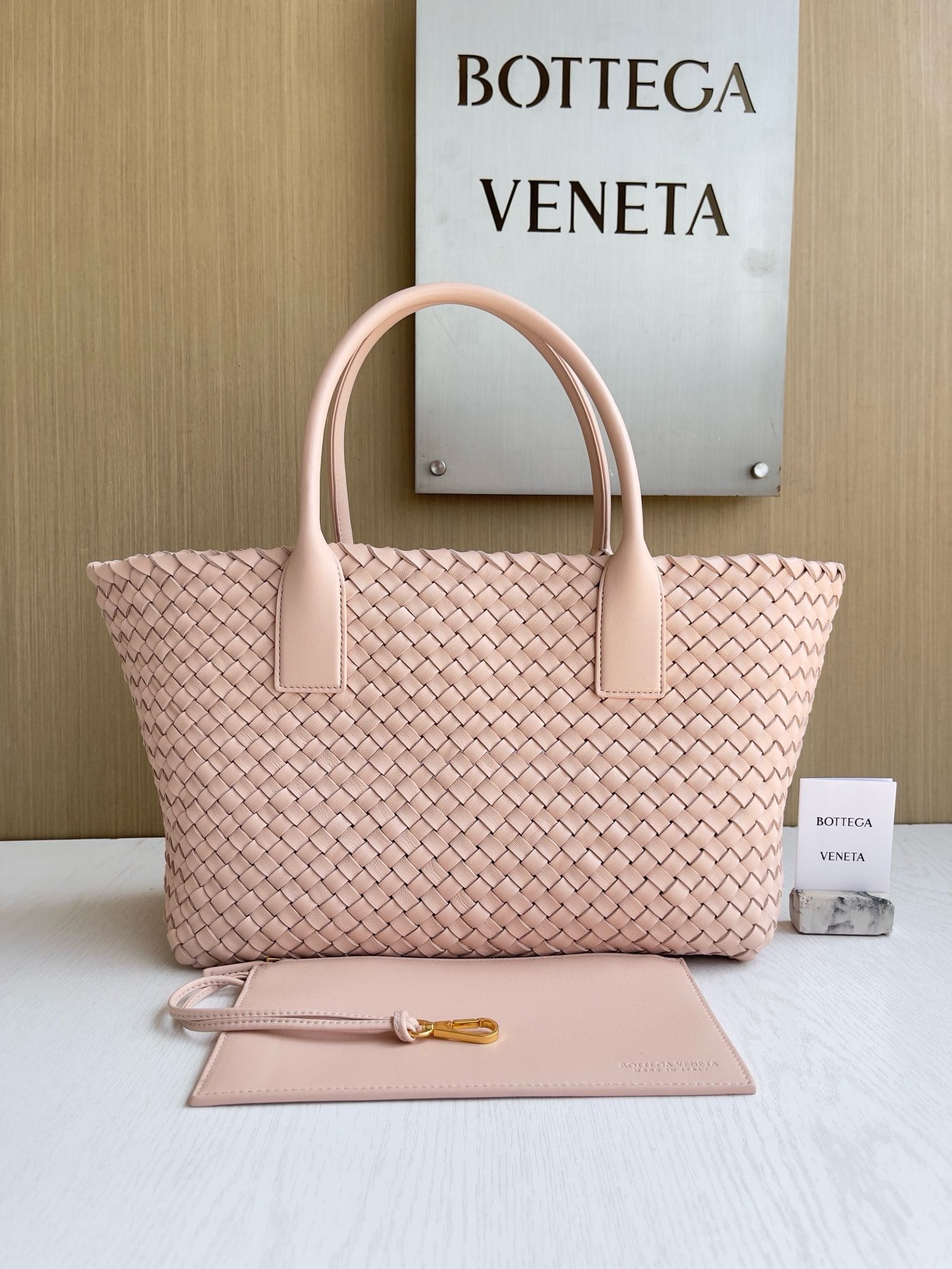 Cabat 48cm Bottega Veneta 608810.1