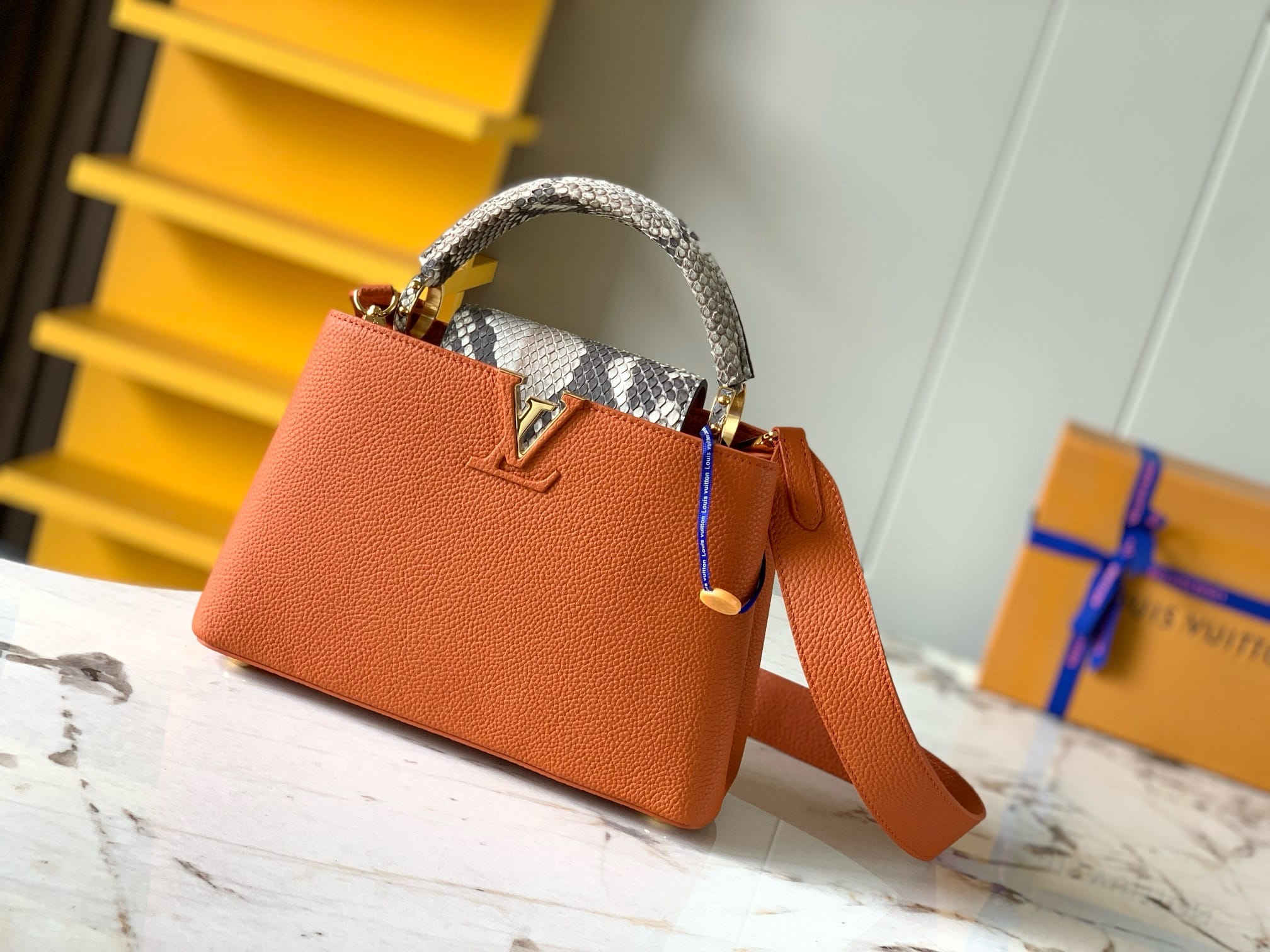 Capucines 27cm Louis Vuitton M81408.7