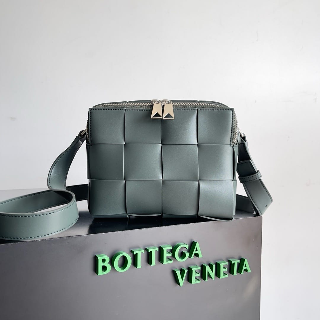 Pre Spring Bottega Veneta 730027.3