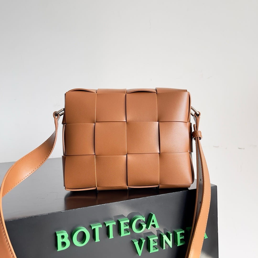 Pre Spring Bottega Veneta 730027.1
