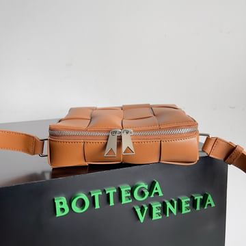Pre Spring Bottega Veneta 730027.1