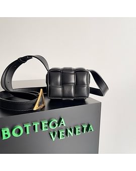 Padded mini cassette Bottega Veneta 716648.4